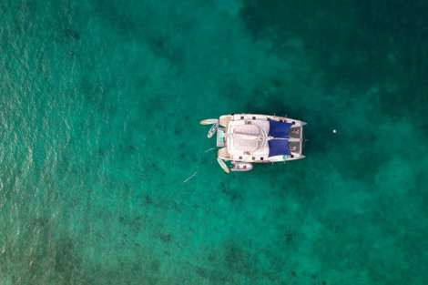 Review img # 64 of the yacht AEOLUS 77
