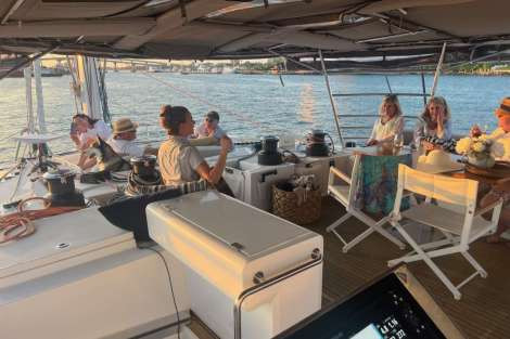 Review img # 2 of the yacht AKASHA
