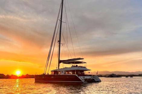 Review img # 13 of the yacht BLUE GRIFFIN