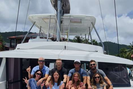 Review img # 73 of the yacht C SISTERS