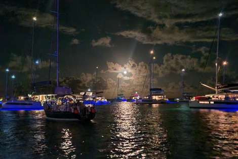 Review img # 37 of the yacht C SISTERS