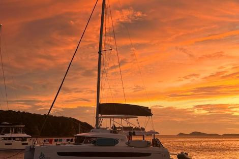 Review img # 30 of the yacht C SISTERS
