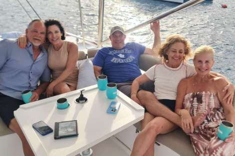 Review img # 33 of the yacht C SISTERS