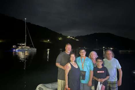 Review img # 2 of the yacht CENTERLINE