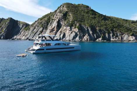 Review img # 6 of the yacht C’EST LA VIE