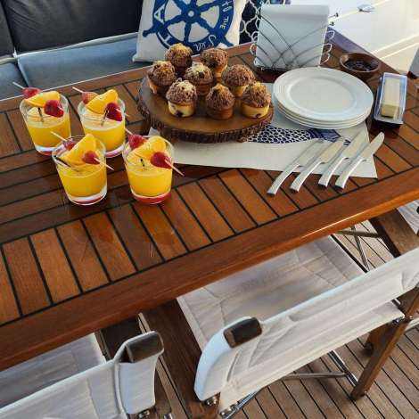 Food onboard C’EST LA VIE # 1