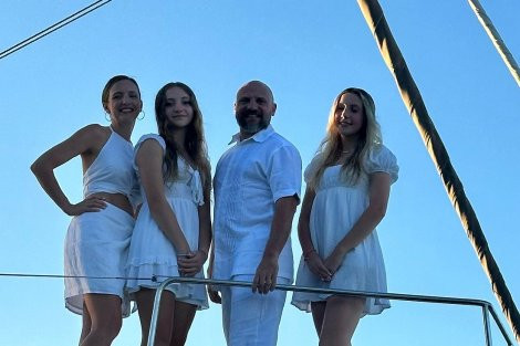 Review img # 28 of the yacht Cleopatra