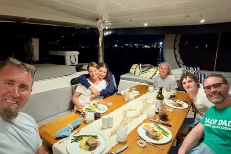 Review img # 17 of the yacht DRAGONFLY