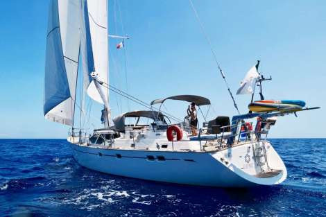 Review img # 35 of the yacht ELVIS MAGIC