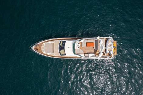 Review img # 10 of the yacht FOREVER ROSANNA