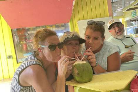 Review img # 148 of the yacht MAKIN MEMORIES