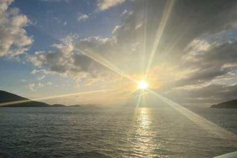 Review img # 116 of the yacht MAKIN MEMORIES