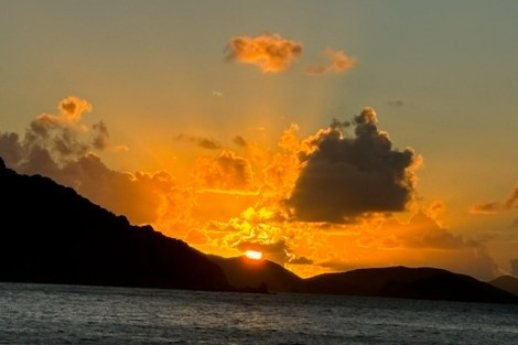 Review img # 65 of the yacht MAKIN MEMORIES