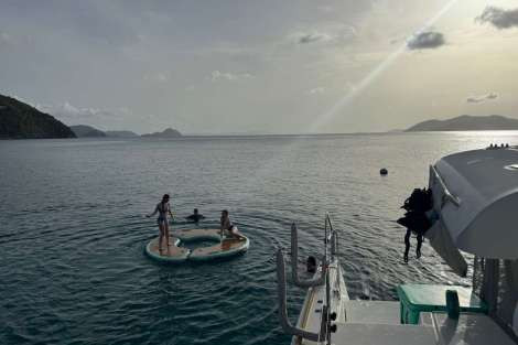Review img # 26 of the yacht MAKIN MEMORIES