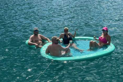 Review img # 20 of the yacht MAKIN MEMORIES
