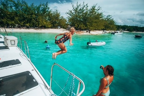 Review img # 3 of the yacht MISS ELIZABETH