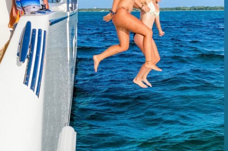 Review img # 106 of the yacht MUCHO GUSTO