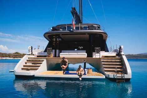 Review img # 3 of the yacht n+1