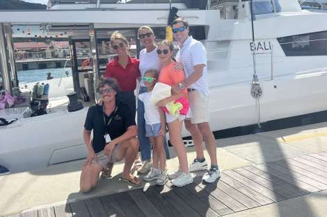 Review img # 87 of the yacht NO INHERITANCE