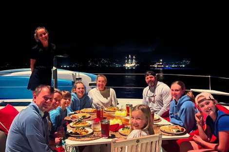 Review img # 74 of the yacht NO INHERITANCE