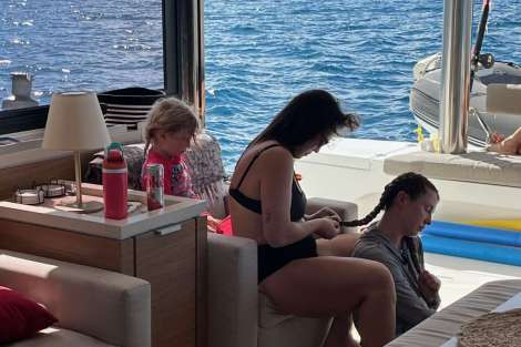 Review img # 35 of the yacht NO INHERITANCE