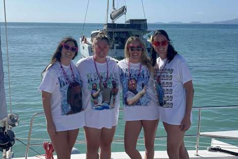 Review img # 28 of the yacht NO INHERITANCE