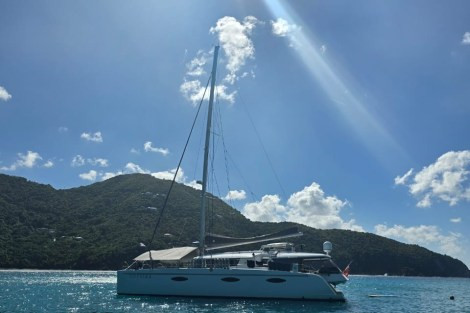 Review img # 4 of the yacht ODYSSEA