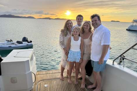 Review img # 10 of the yacht OHANA 59