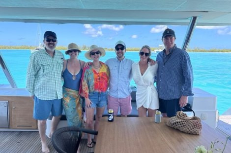 Review img # 4 of the yacht OHANA 59