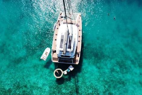 Review img # 23 of the yacht PALOMA