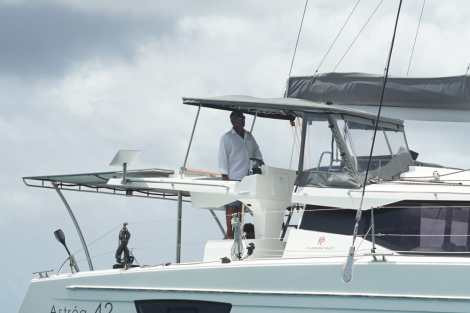Review img # 7 of the yacht RISE