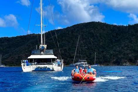 Review img # 142 of the yacht SANDY CINCO
