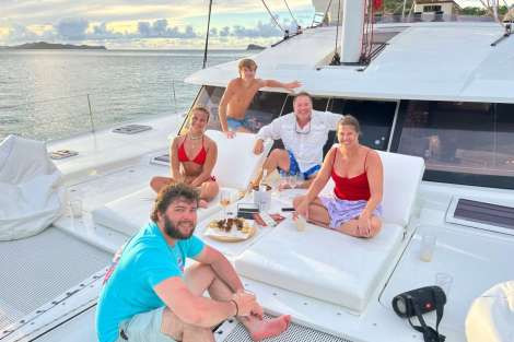 Review img # 135 of the yacht SANDY CINCO