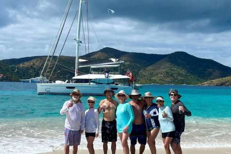 Review img # 126 of the yacht SANDY CINCO