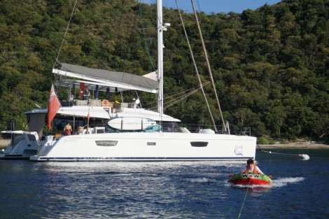 Review img # 109 of the yacht SANDY CINCO