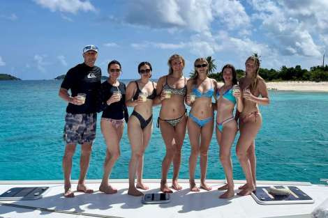 Review img # 97 of the yacht SANDY CINCO
