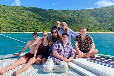Review img # 88 of the yacht SANDY CINCO