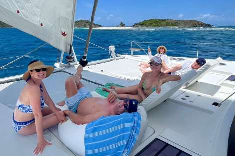 Review img # 60 of the yacht SANDY CINCO