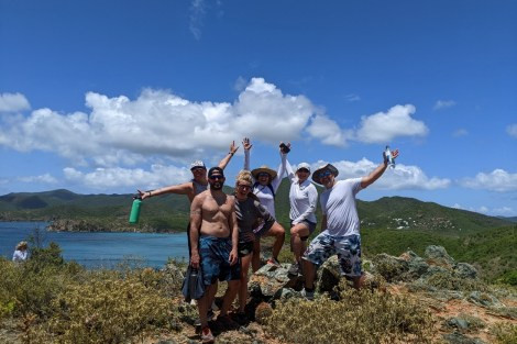Review img # 95 of the yacht SCUBA DOO