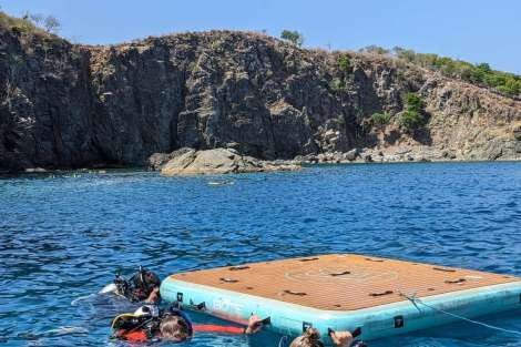 Review img # 48 of the yacht SCUBA DOO