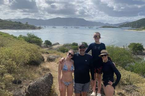 Review img # 10 of the yacht SCUBA DOO