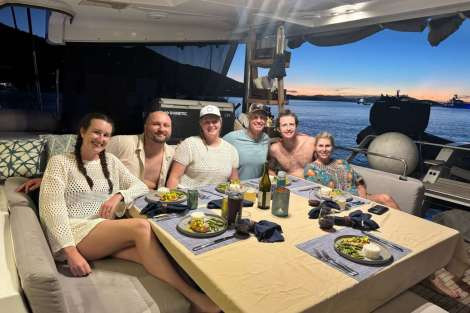 Review img # 4 of the yacht SHANGRI LA