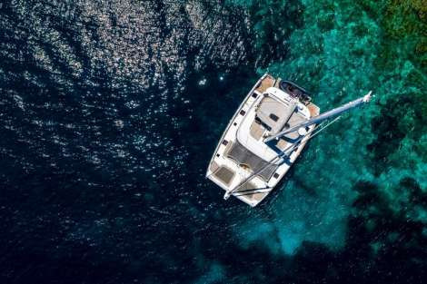 Review img # 9 of the yacht SOLITAIRE