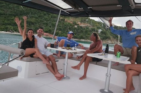 Review img # 7 of the yacht Southern Queen