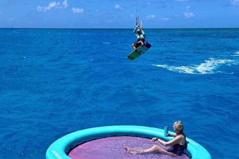 Review img # 29 of the yacht TORTUGA