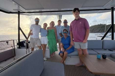 Review img # 3 of the yacht Tranquila