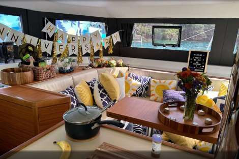 Review img # 3 of the yacht WALK’N ON SUNSHINE