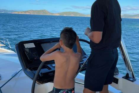 Review img # 43 of the yacht XANDROS
