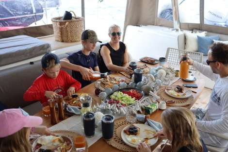 Review img # 34 of the yacht XANDROS